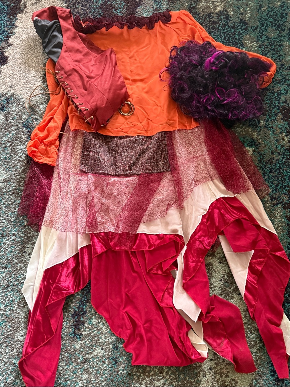 Mary Sanderson Costume (Hocus Pocus)